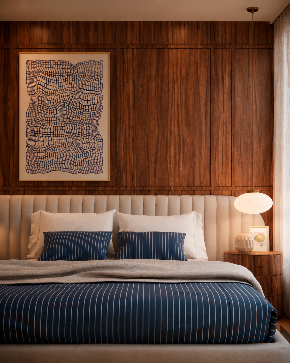 Quarto de casal com cabeceira estofada, painel ripado de madeira e armários espelhados - Projeto Apartamento Marque